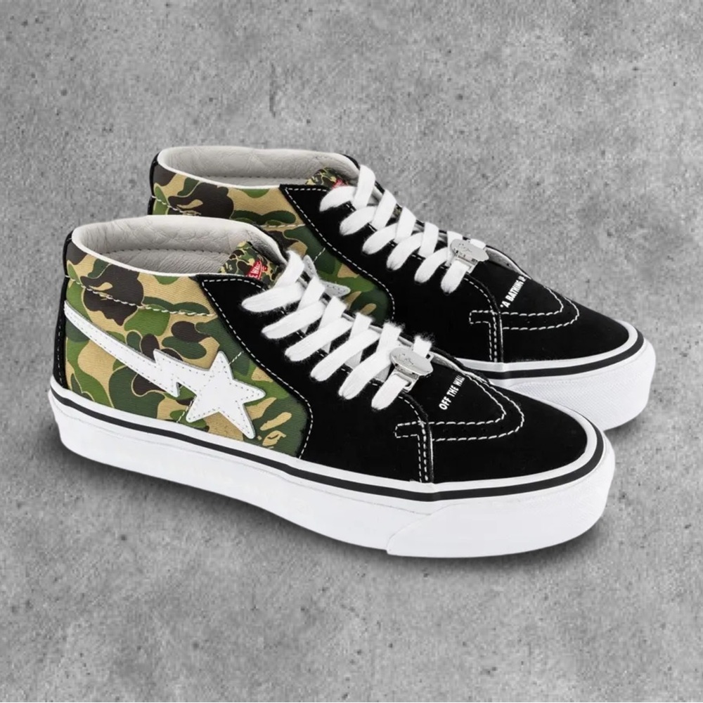 BAPE x VANS OFF THE WALL
Sk8 Mid LX in BAPE ABC Camo